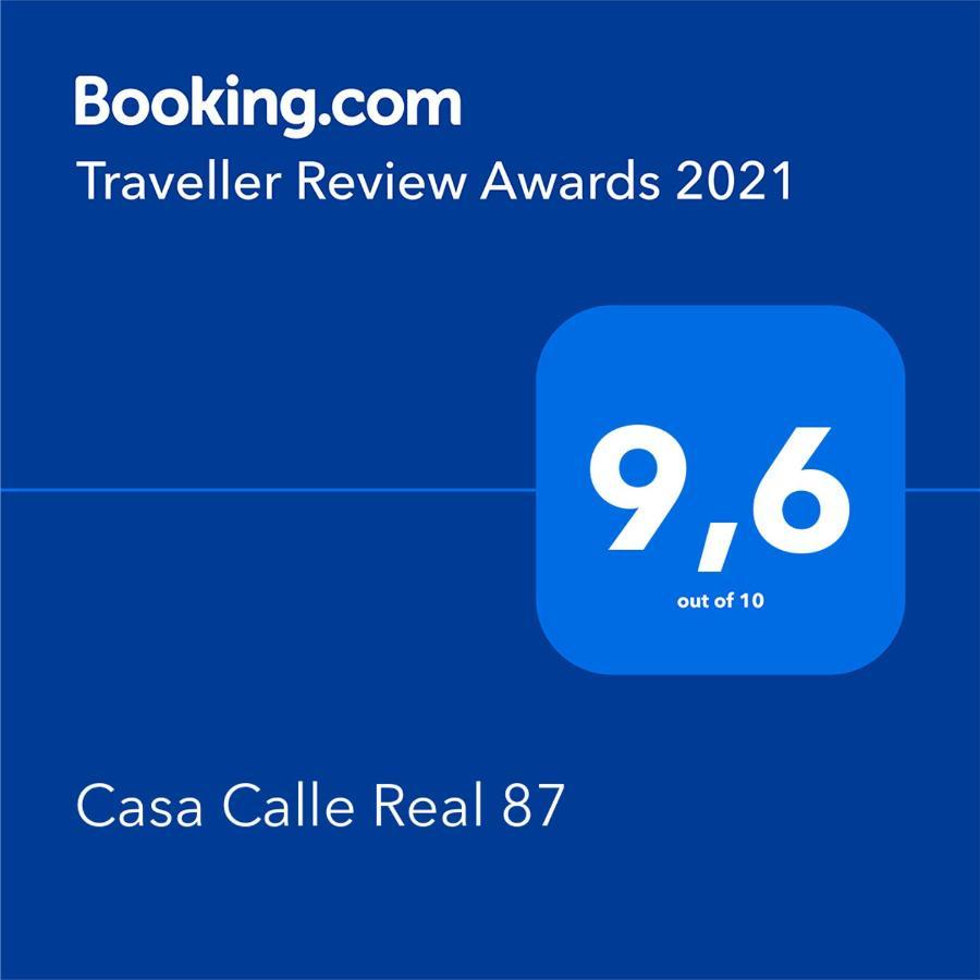 פריחיליאנה Casa Calle Real 87 מראה חיצוני תמונה